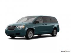 2008 Chrysler Town & Country Photo 1