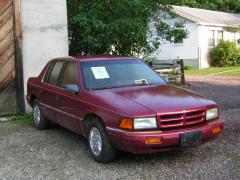 1993 Dodge Spirit Photo 1