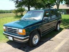 1994 Ford Explorer Photo 1