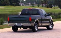 1997 Ford F-150 exterior