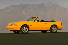 1993 Ford Mustang Photo 4