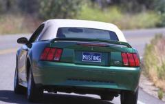 1999 Ford Mustang exterior