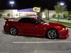 2002 Ford Mustang Photo 2
