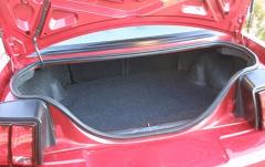 2002 Ford Mustang interior