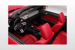 2008 Ford Mustang interior