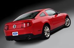 2011 Ford Mustang Photo 4