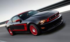 2012 Ford Mustang Photo 2