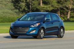 2017 Hyundai Elantra GT exterior