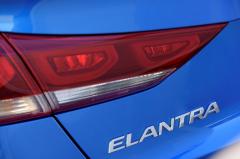 2018 Hyundai Elantra exterior