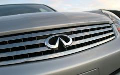 2004 Infiniti G35 exterior