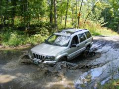 2004 Jeep Grand Cherokee Photo 4