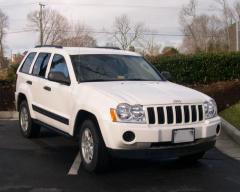 2005 Jeep Grand Cherokee Photo 2