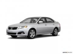 2010 Kia Optima Photo 1