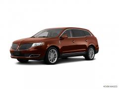 2013 Lincoln MKT Photo 1