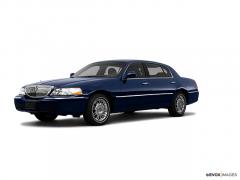 2010 Lincoln Town Car Photo 1