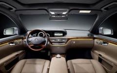 2010 Mercedes-Benz S-Class interior