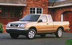 1998 Nissan Frontier exterior