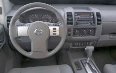 2008 Nissan Frontier interior