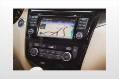 2016 Nissan Rogue interior