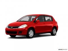 2010 Nissan Versa Photo 1