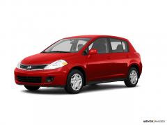 2011 Nissan Versa Photo 1