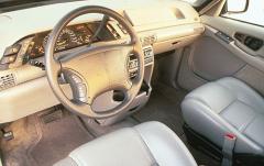 1995 Oldsmobile Silhouette interior