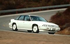 1990 Pontiac Grand Prix exterior