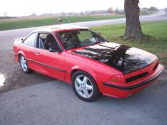 1990 Pontiac Sunbird Photo 1