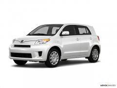 2010 Scion xD Photo 1