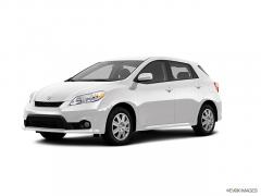 2013 Toyota Matrix Photo 1