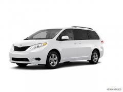 2013 Toyota Sienna Photo 1