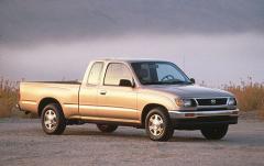 1995 Toyota Tacoma exterior