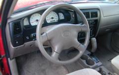 2001 Toyota Tacoma interior