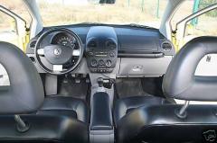 2001 Volkswagen New Beetle Photo 2