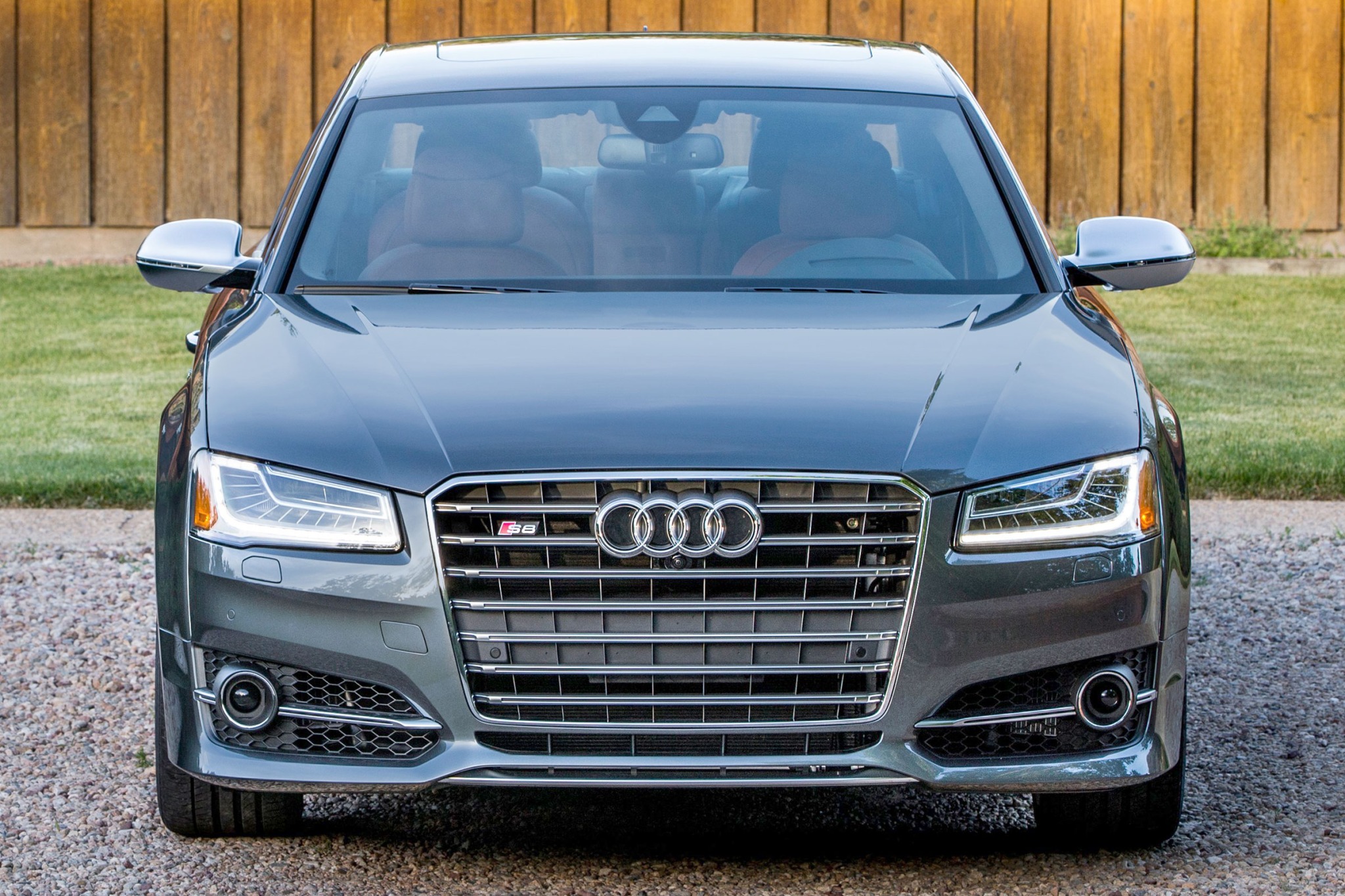 Audi s8 2016