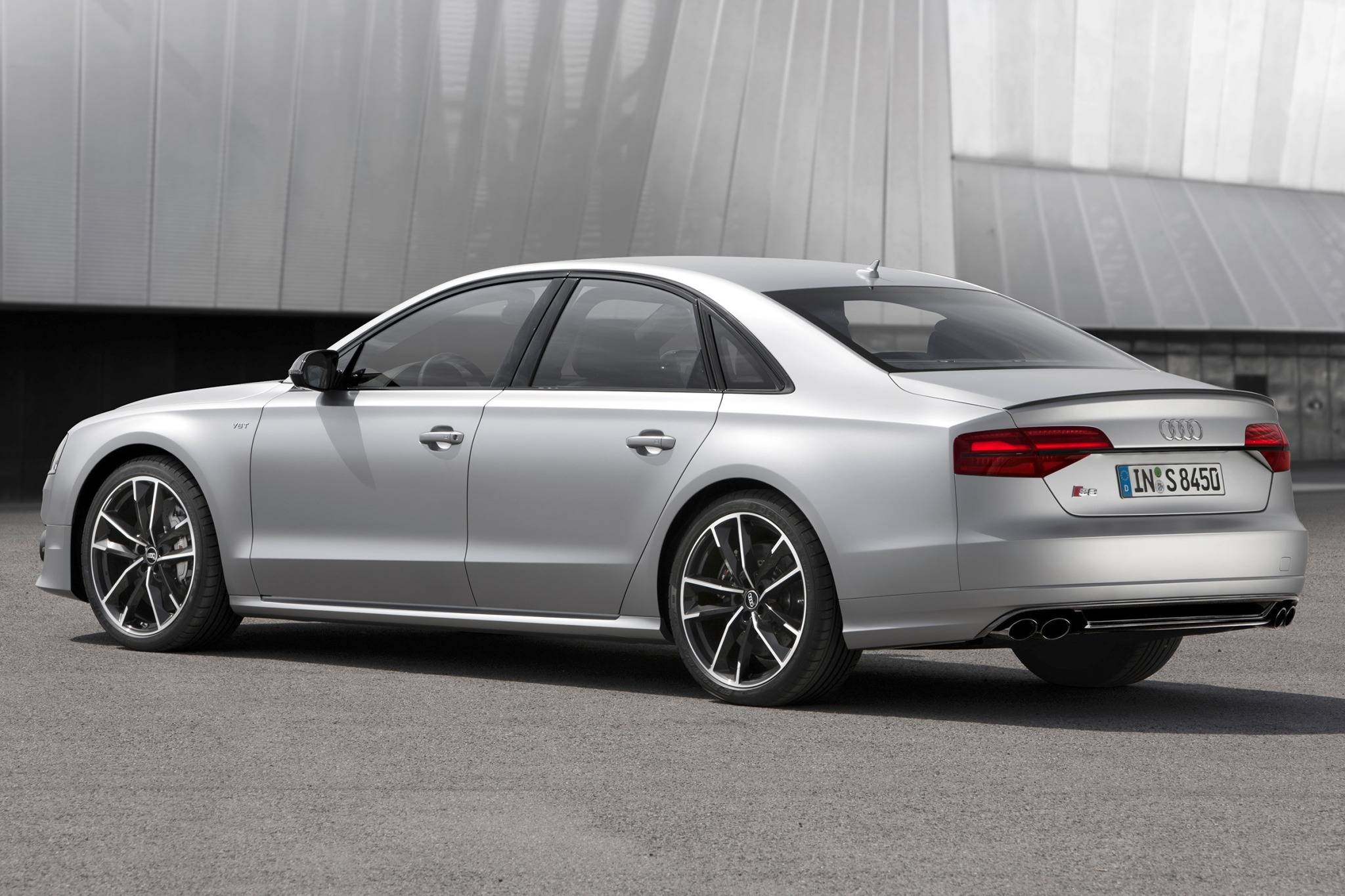 Audi s8 2017