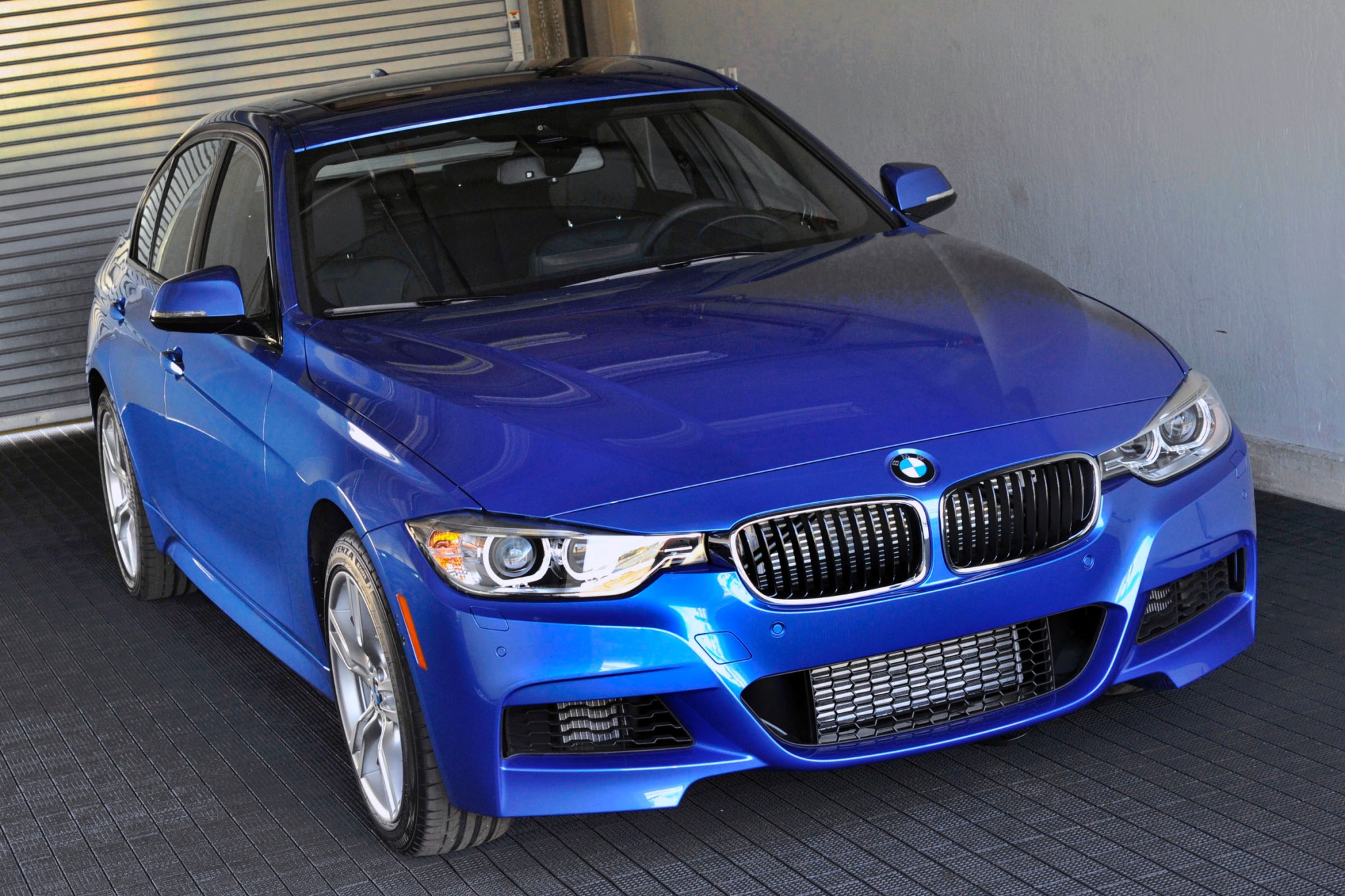 2015 BMW 3-Series VIN Check, Specs & Recalls - AutoDetective