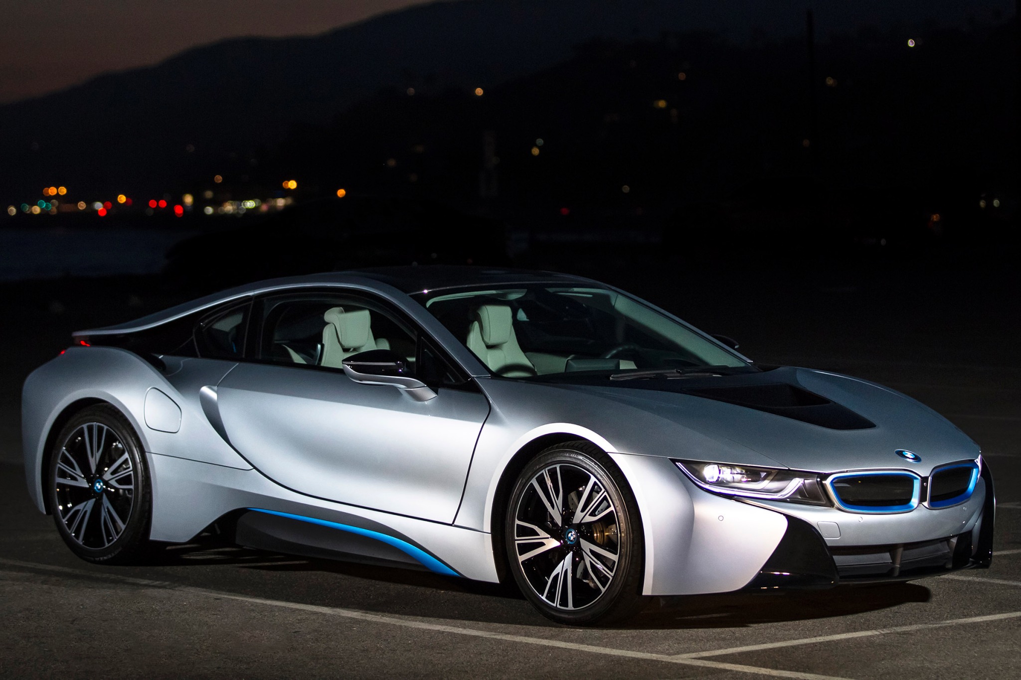 Bmw i8 2016