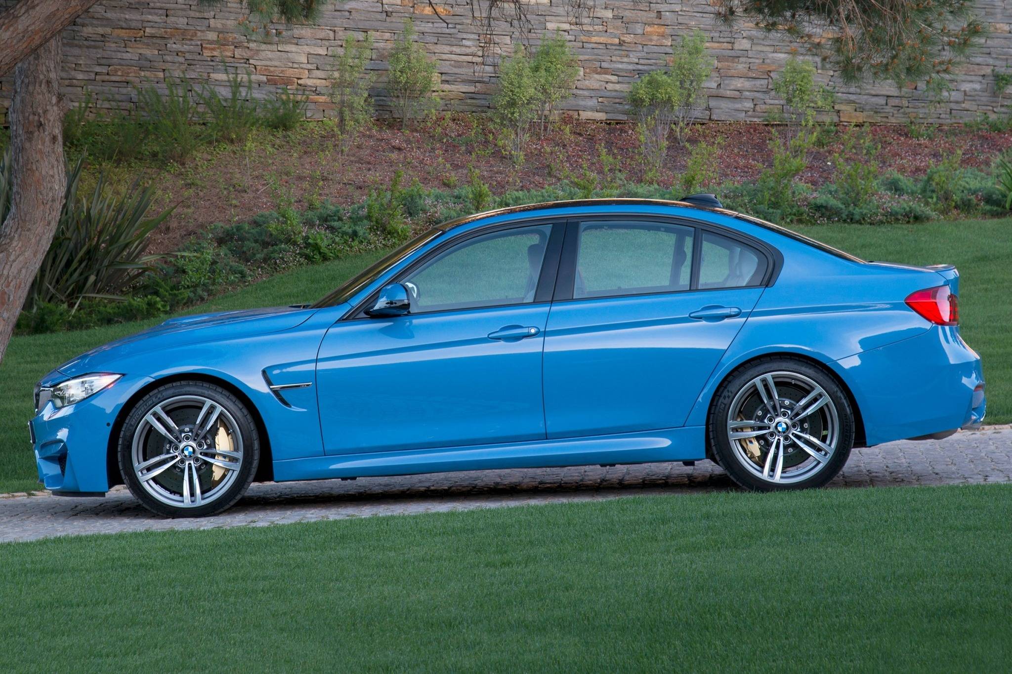 BMW f30 m3 CS