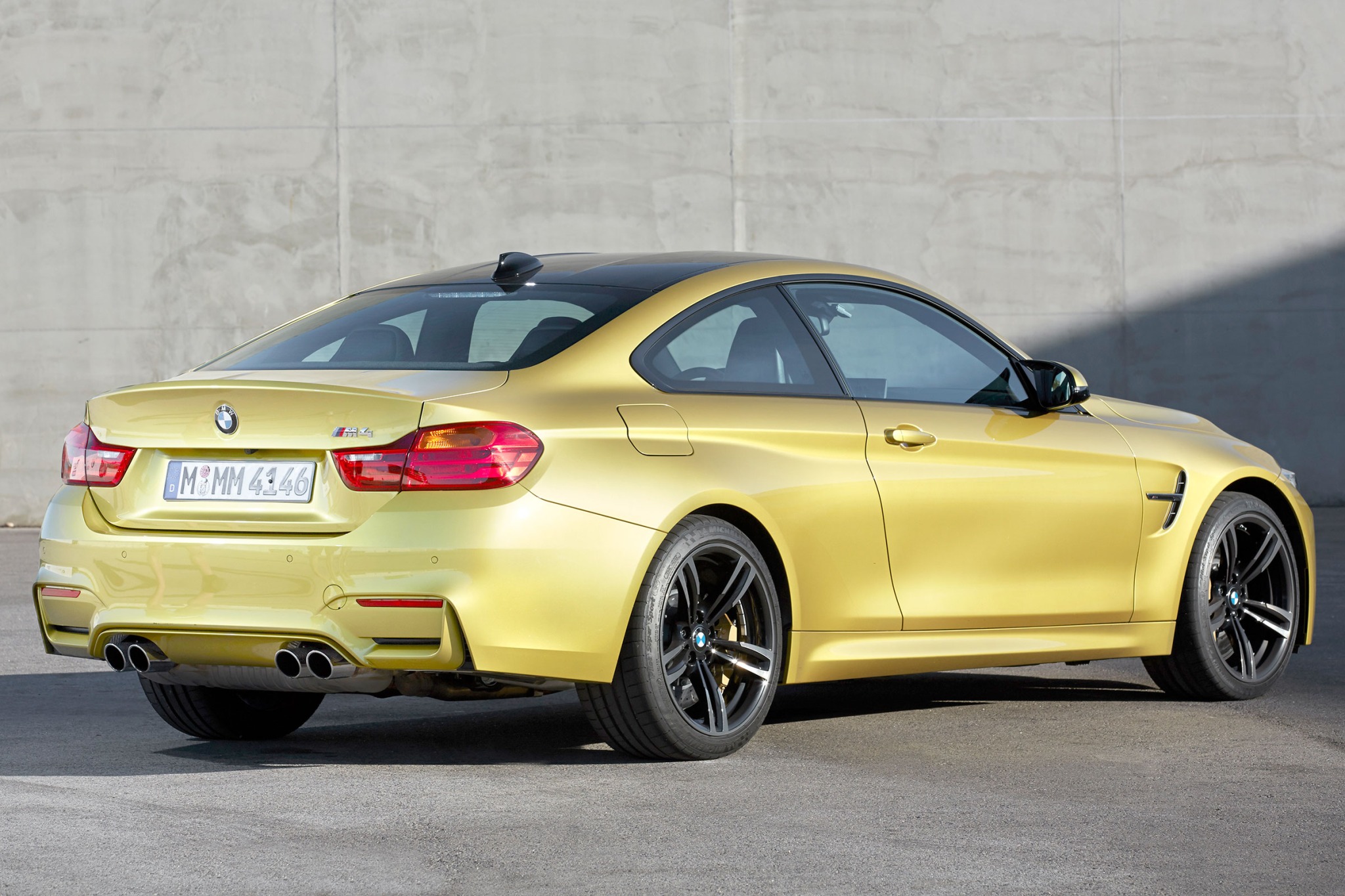 2016 BMW M4 Coupe VIN Check, Specs & Recalls - AutoDetective