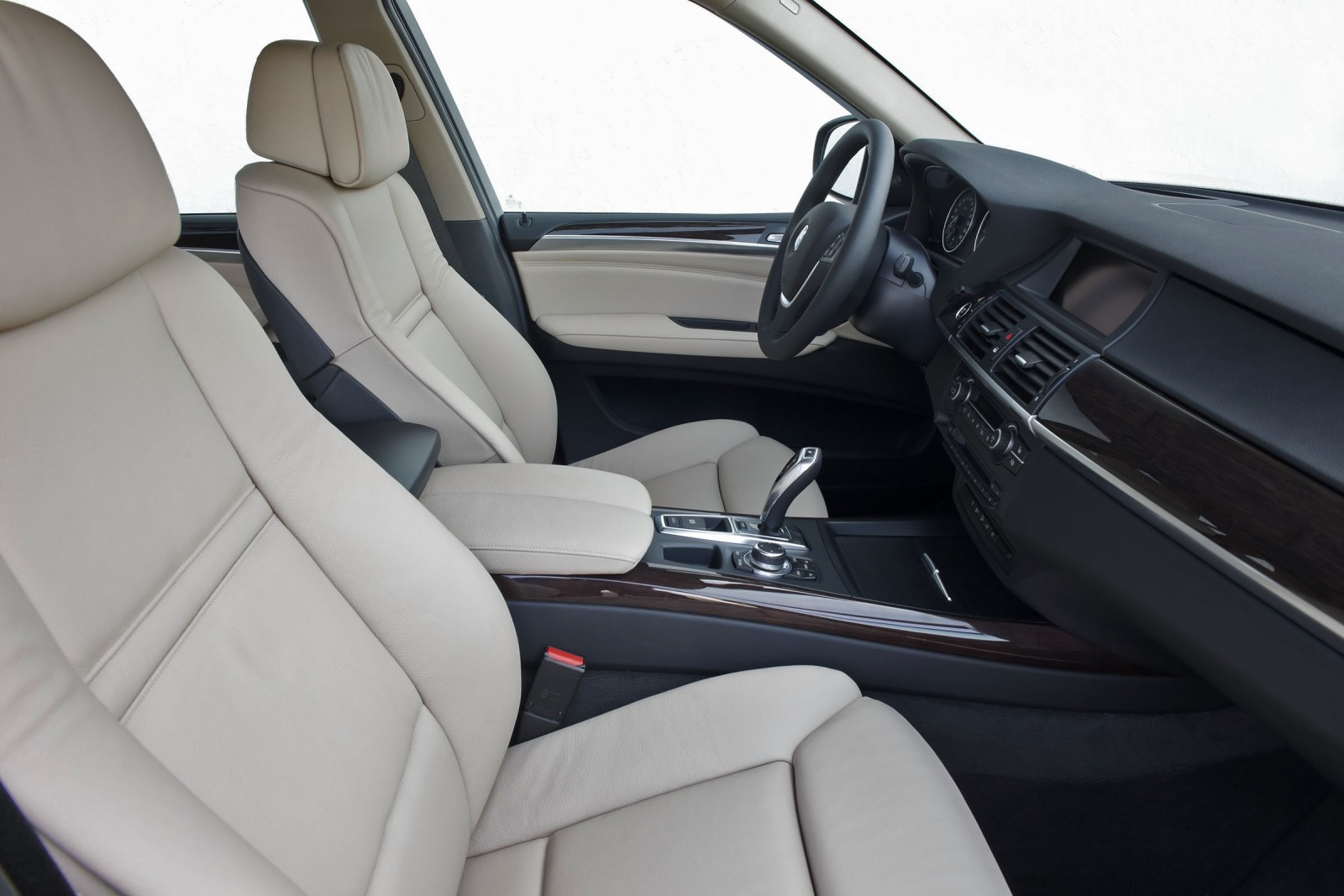 2012 BMW X5 VINs, Configurations, MSRP & Specs AutoDetective