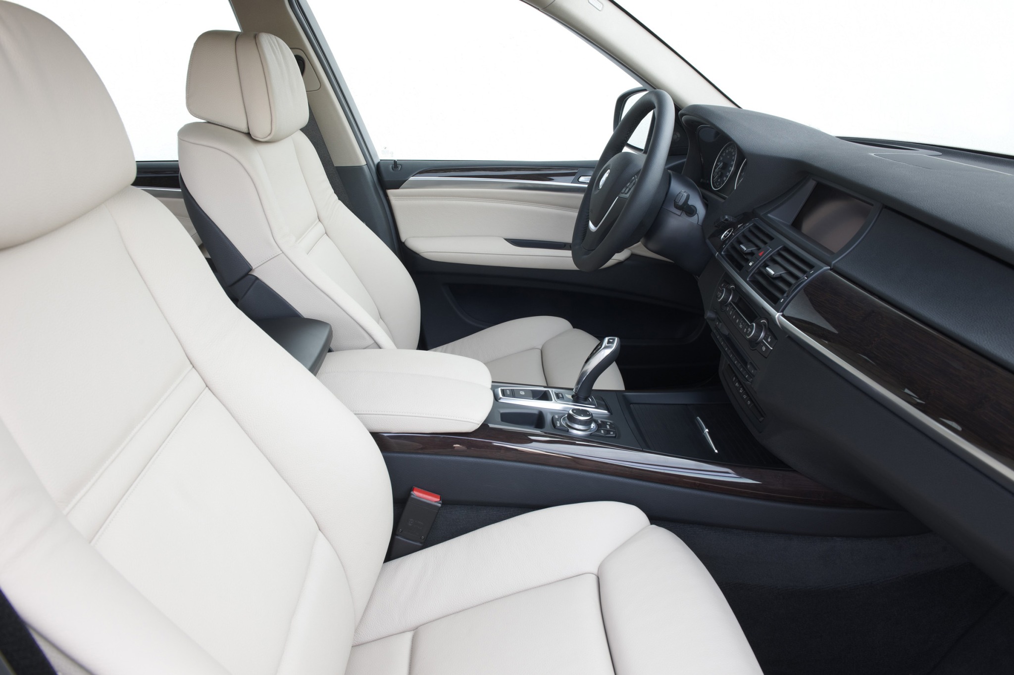 2013 BMW X5 VINs, Configurations, MSRP & Specs - AutoDetective