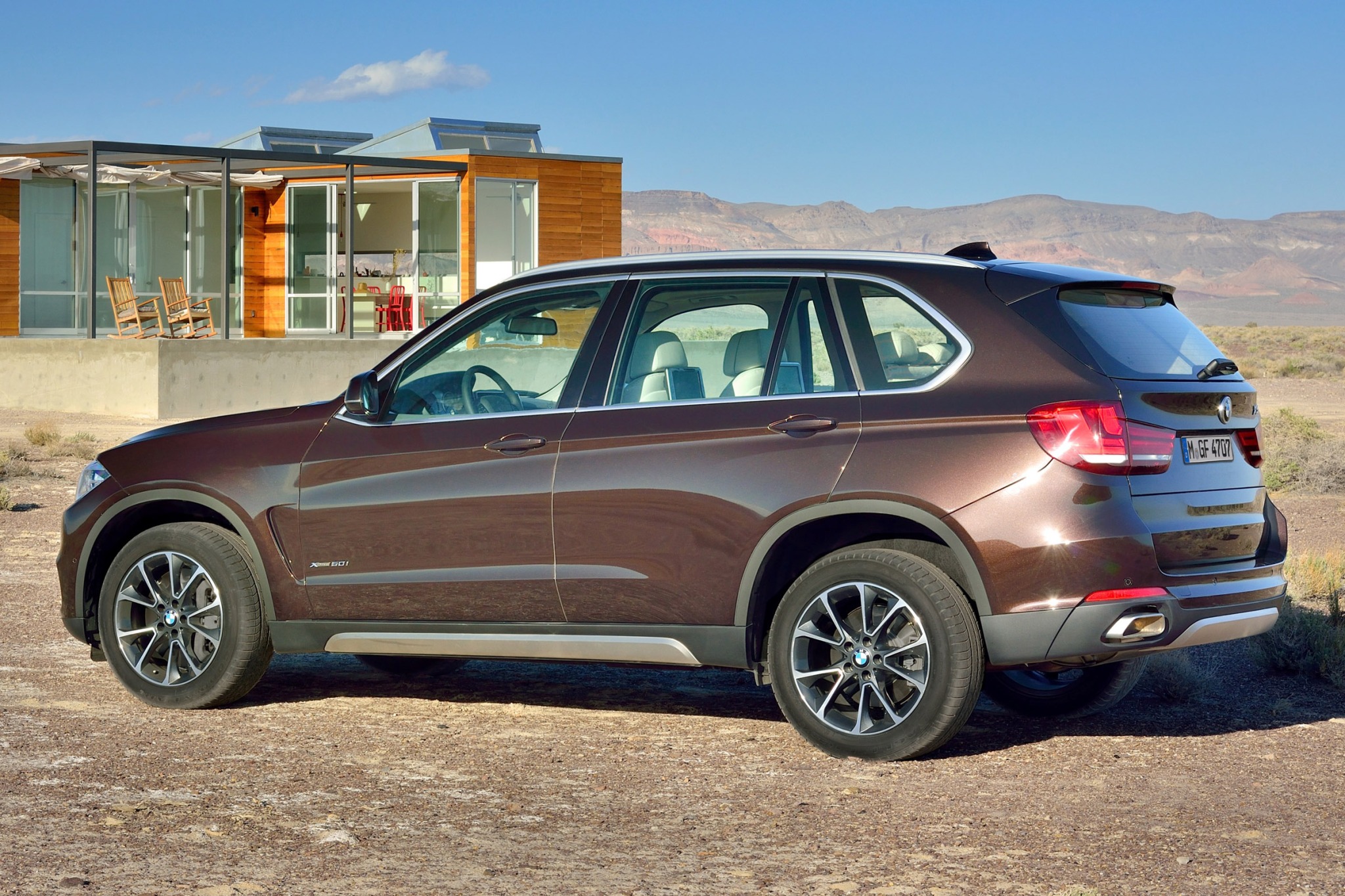2014 BMW X5 VINs, Configurations, MSRP & Specs - AutoDetective