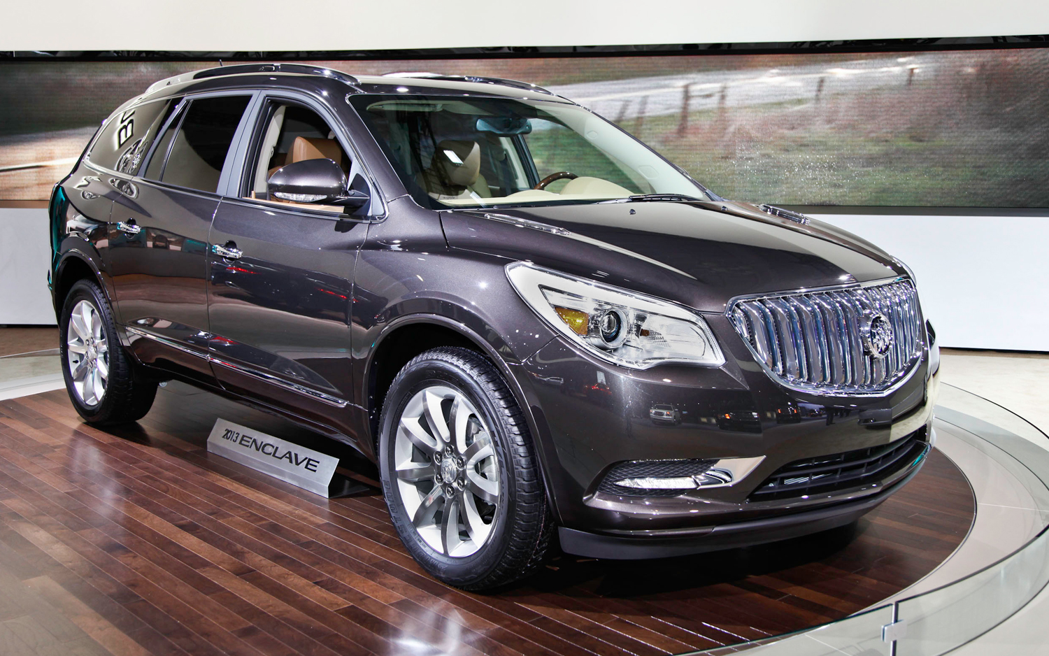 2014 Buick Enclave VINs, Configurations, MSRP & Specs AutoDetective