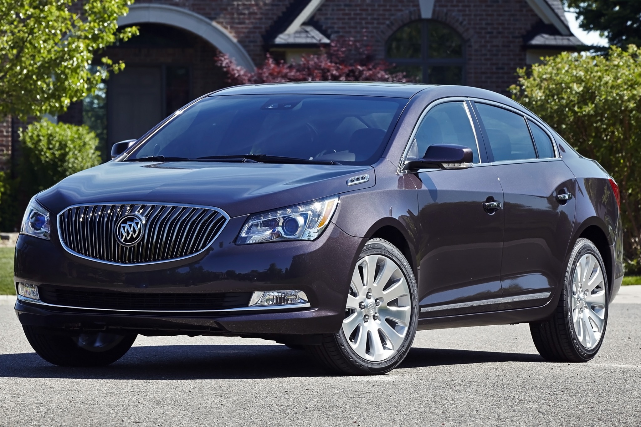 2014 Buick LaCrosse VINs, Configurations, MSRP & Specs AutoDetective