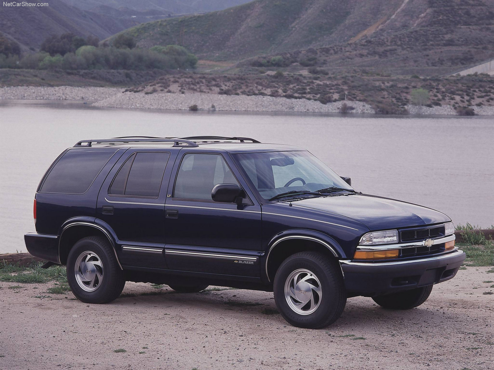 2000 chevy blazer 2 door