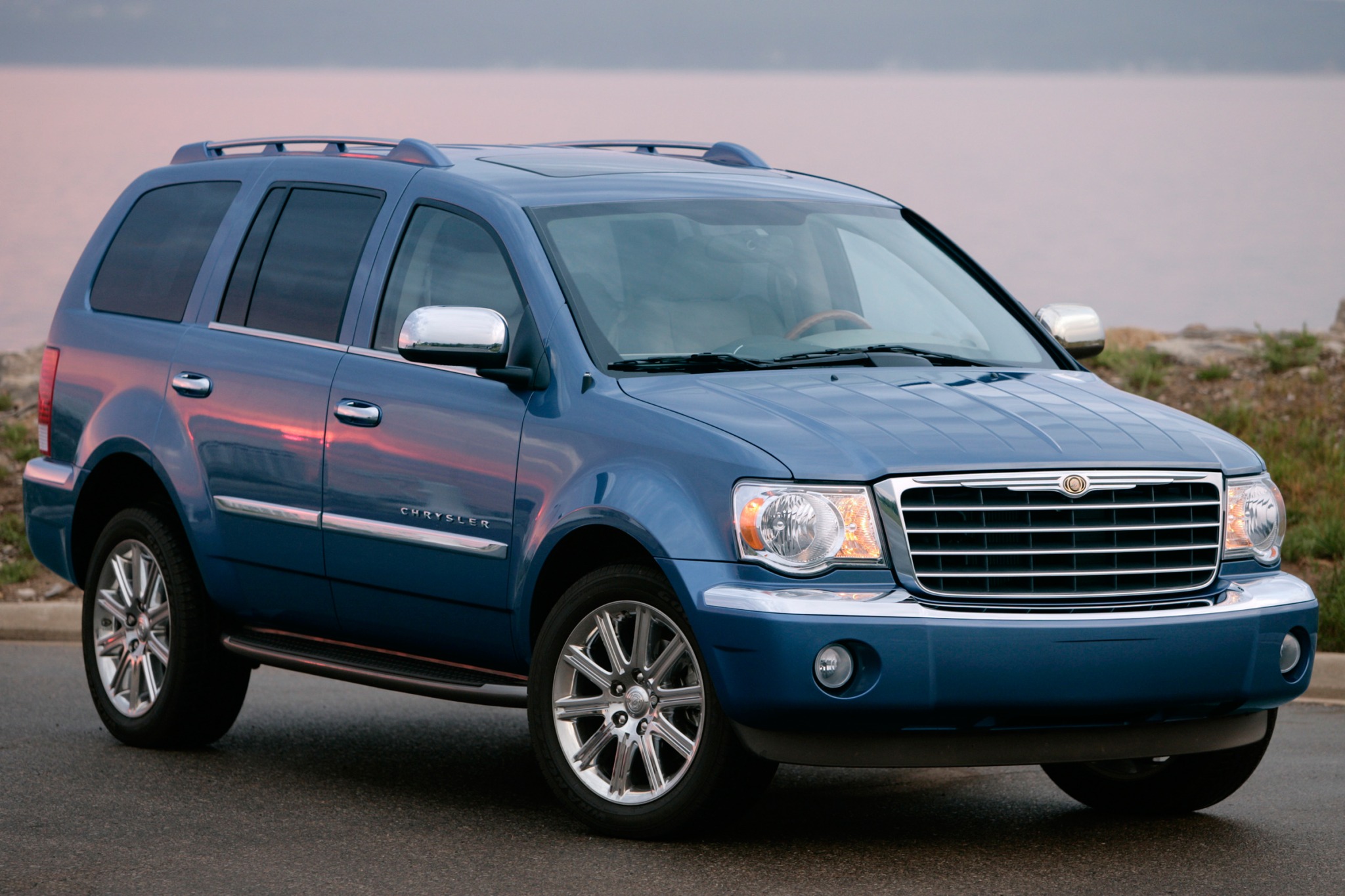 2007 Chrysler Aspen Specs, Prices, VINs & Recalls - AutoDetective