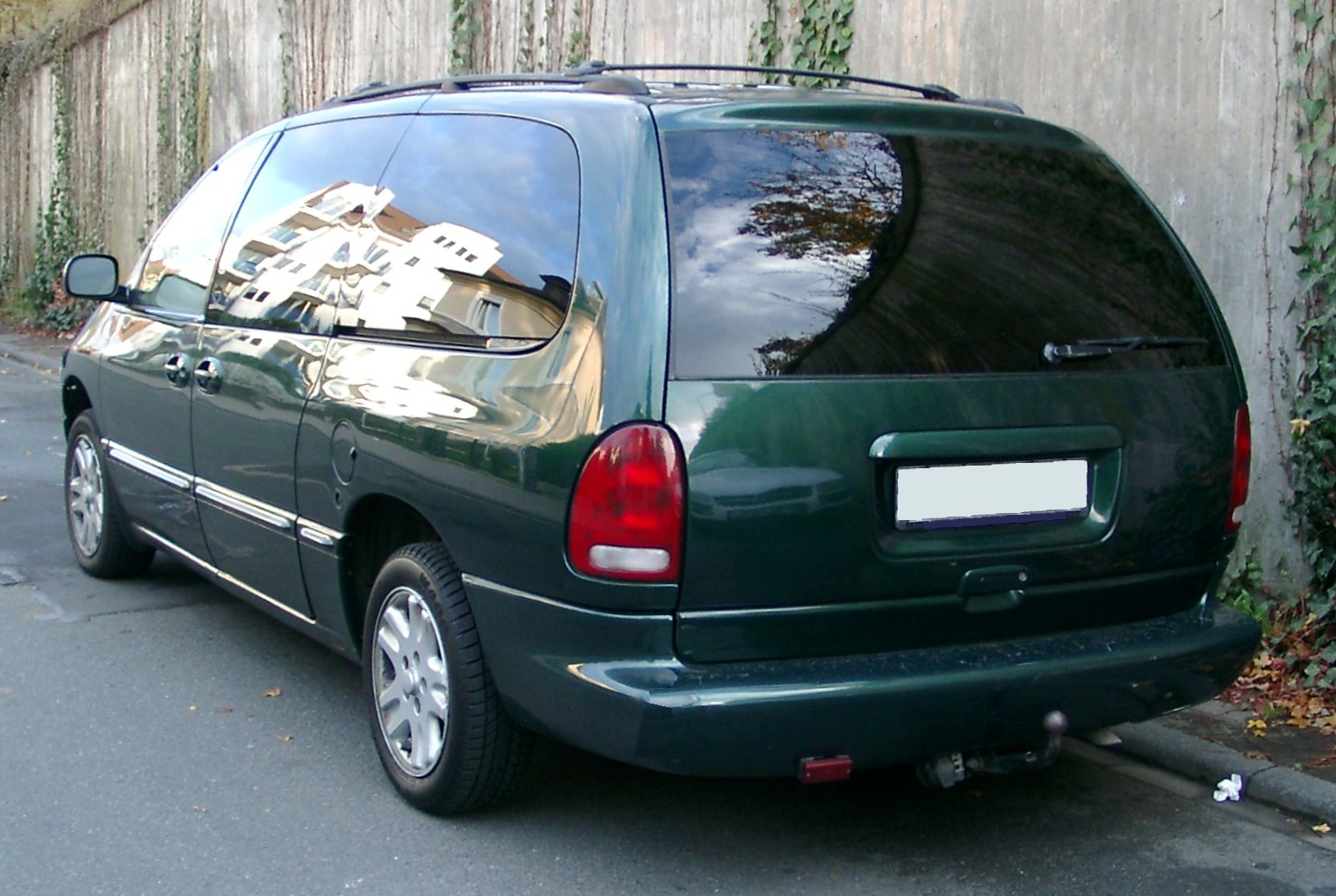 2003 Chrysler Voyager VIN Number Search AutoDetective