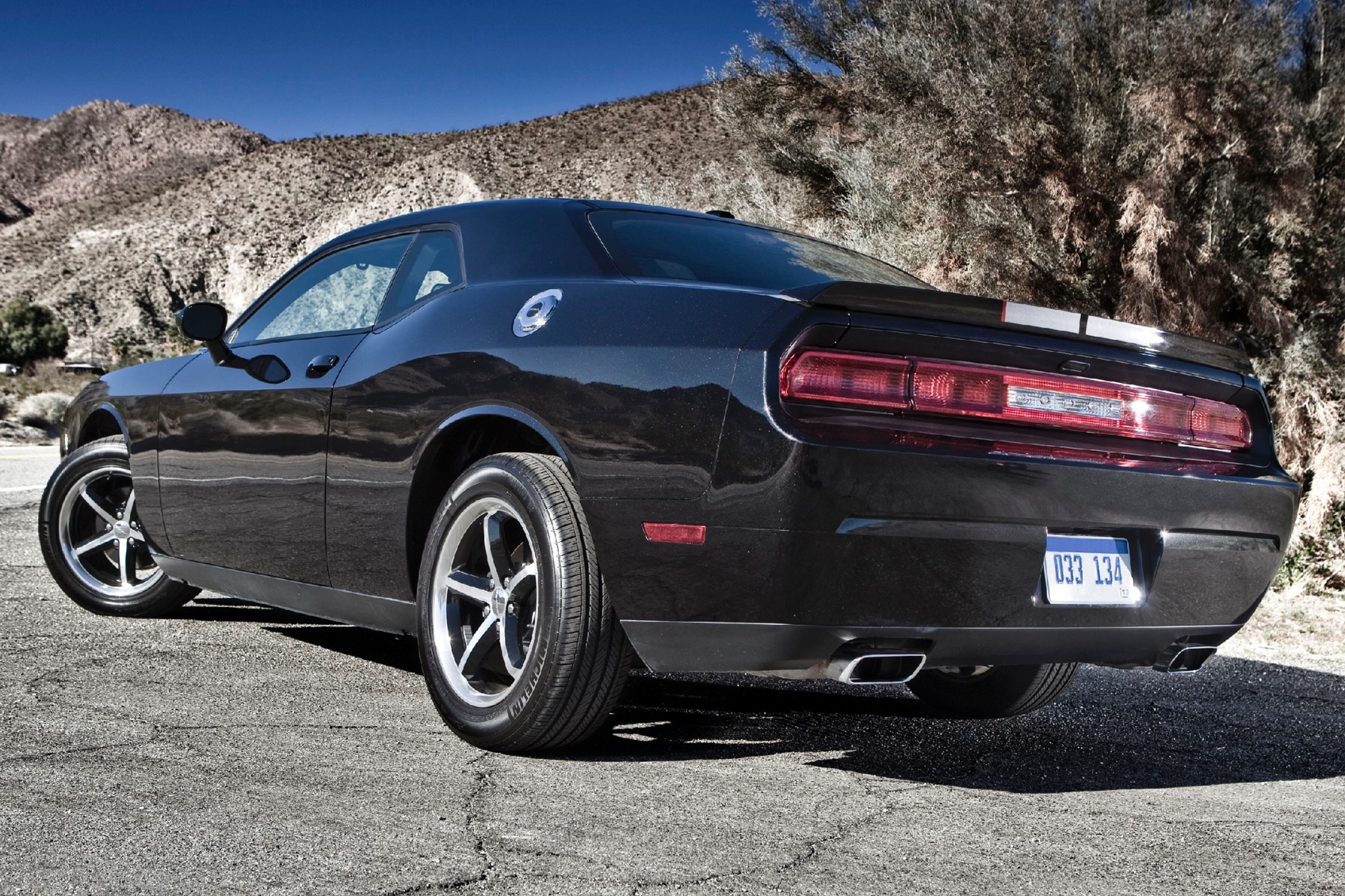 Dodge challenger vin