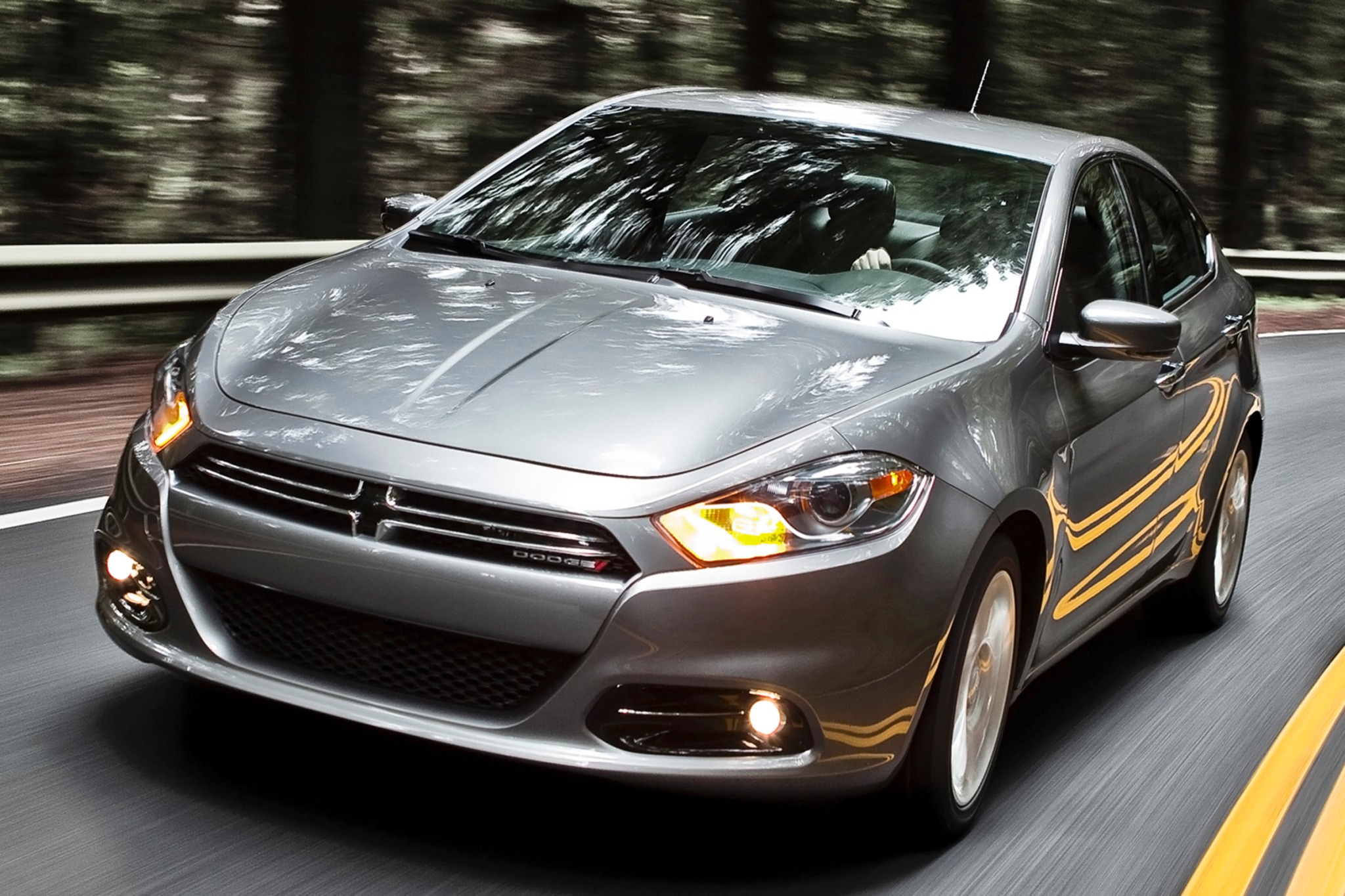 2016 Dodge Dart VINs, Configurations, MSRP & Specs - AutoDetective